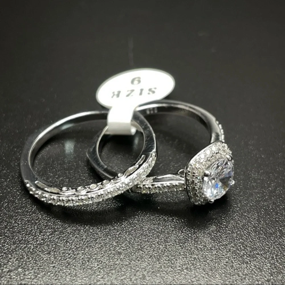 925 Sterling Silver Diamond 2‎ Band Ring Set Sz 9